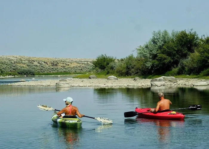 Holiday home New Listing! River Front! *